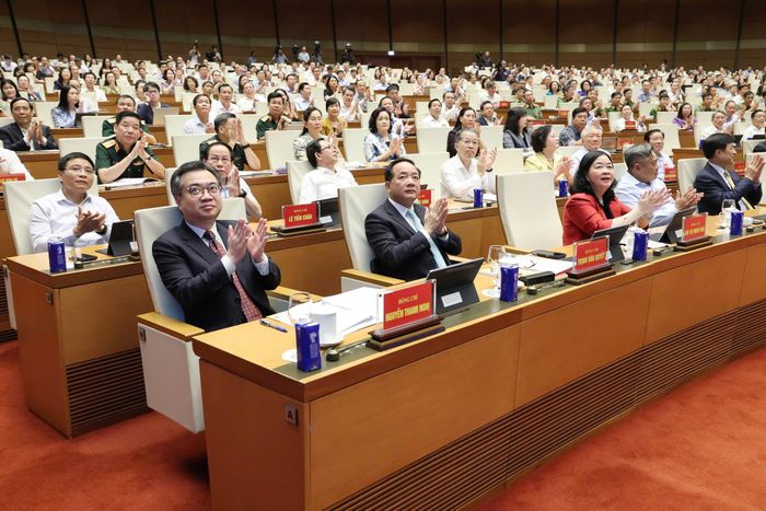  Các đại biểu dự hội nghị tại điểm cầu Nhà Quốc hội sáng 16-10. Ảnh: QUANG PHÚC 