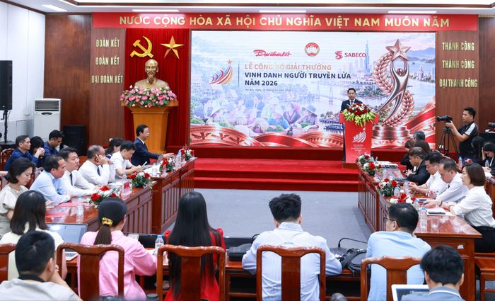 Lễ công bố Giải thưởng “Vinh danh người truyền lửa” cấp quốc gia năm 2026. Ảnh: QUANG VINH