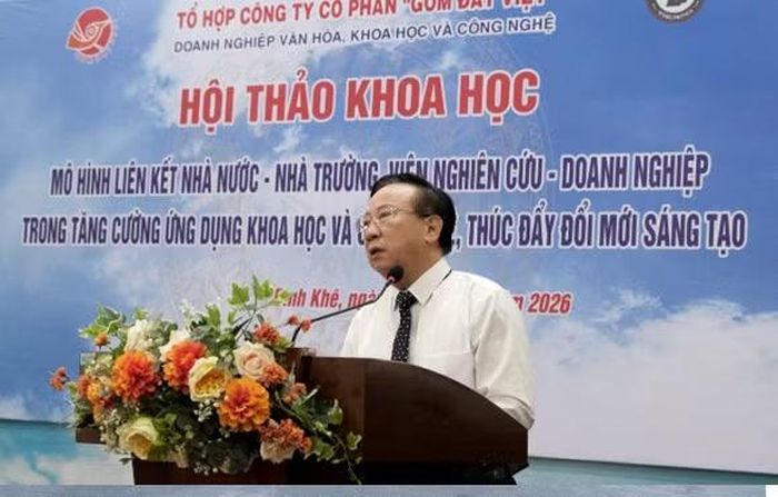 Tiến sỹ Lê Xuân Thảo – Phó Chủ tịch thường trực Quỹ Vifotec phát biểu tại hội thảo