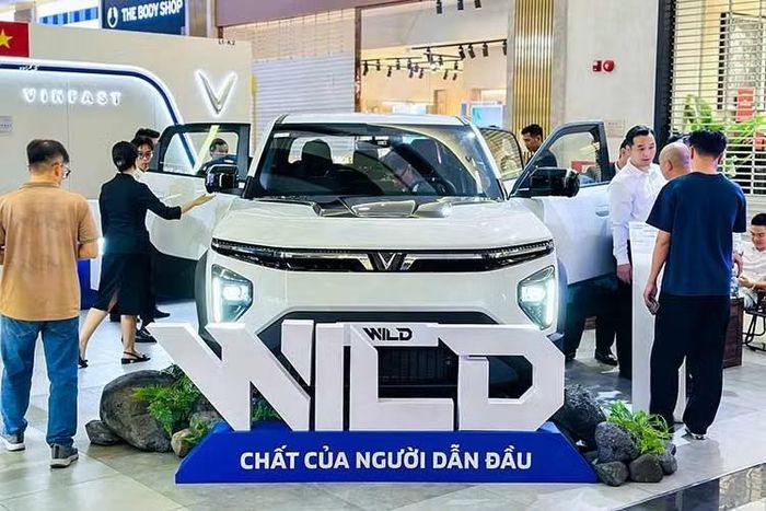 Ranger đang giữ lợi thế lớn về doanh số lũy kế, nhưng cục diện phân khúc trong tháng tới có thể có thêm biến động khi VF Wild sắp chính thức bàn gíao xe.