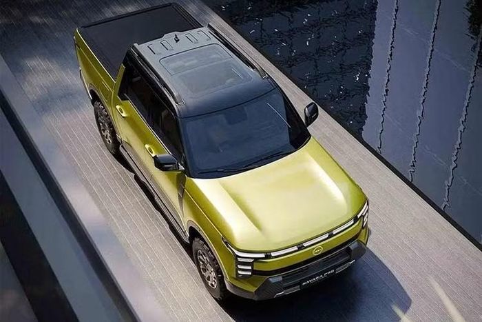 Hãng xe Nissan cho biết mẫu xe bán tải Navara Pro PHEV có thể được cung cấp với nhiều cấu hình hệ thống treo, trong đó có thiết lập nhíp lá hoặc lò xo cuộn đa liên kết phía sau.