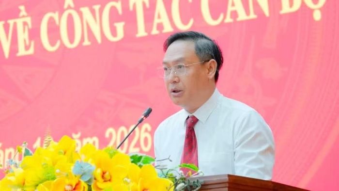 Giám đốc Sở Xây dựng tỉnh Cao Bằng Nguyễn Huy Hoàng phát biểu nhận nhiệm vụ. Ảnh: BCB