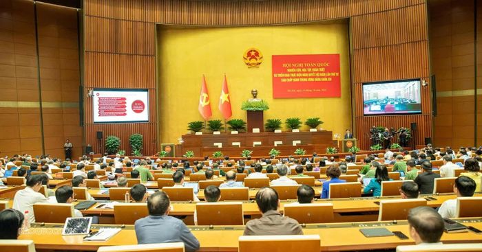Quang cảnh hội nghị tại điểm cầu Trung tâm - Phòng họp Diên Hồng, Nhà Quốc hội. (Ảnh: Thành Long)