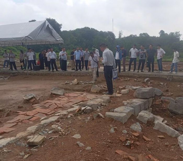  Cuộc khai quật khảo cổ nền đàn 4 và nền đàn 5 tại di tích Đàn tế Nam Giao trong 2 năm 2025-2026. ﻿Ảnh: Viện Khảo cổ học 