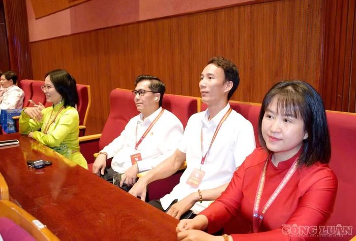 Nhiều hội viên là phóng viên, nhà báo trẻ tâm đắc với nghề tham gia Đại hội. Ảnh: Nguyễn Quân.