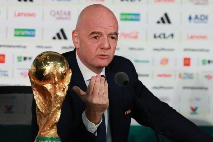 Sóng gió ập tới Infantino sau World Cup 2026.