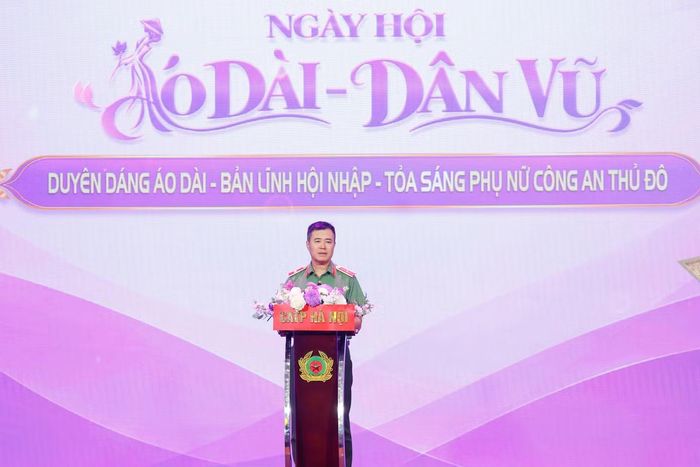 Thiếu tướng Nguyễn Ngọc Quyền ghi nhận đóng góp của nữ cán bộ, chiến sĩ trong việc bảo đảm an ninh, trật tự Thủ đô. Ông khẳng định Ngày hội là hoạt động tôn vinh nét đẹp truyền thống và tinh thần đoàn kết của phụ nữ Công an Hà Nội.