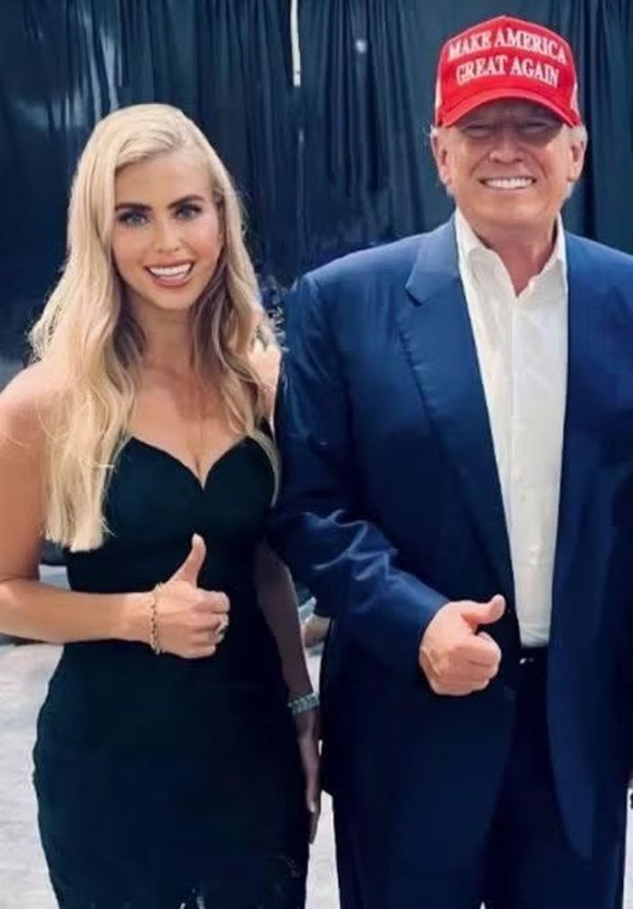 Zacharia là người ủng hộ ông Trump lâu năm.