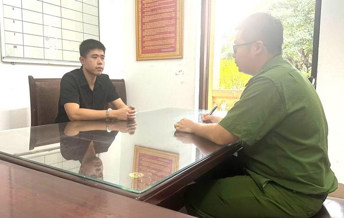 Bị can Lã Hoàng Sơn làm việc với cơ quan Công an