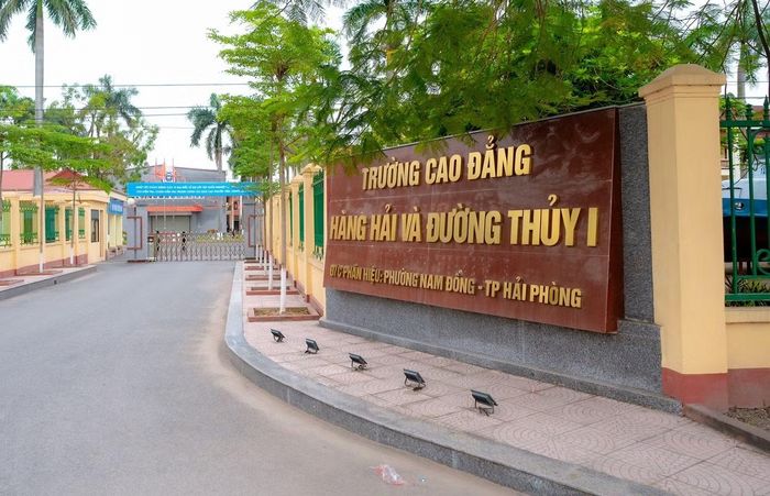 Trường Cao đẳng Hàng hải và Đường thủy 1, phân hiệu phường Nam Đồng, TP Hải Phòng.
