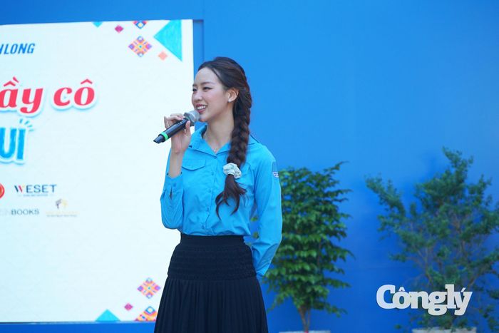 Hoa hậu Lê Nguyễn Bảo Ngọc, Top 6 Miss World 2026 tại trường Tiểu học và THCS Phan Chu Trinh.