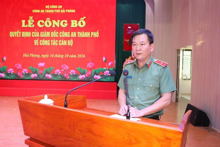 Thiếu tướng Bùi Quang Bình, Giám đốc Công an TP Hải Phòng phát biểu tại buổi lễ