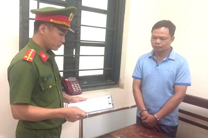 Cơ quan điều tra tống đạt các quyết định tố tụng đối với Lê Doãn Luân.
