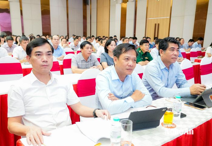 Các đại biểu tham dự hội nghị. Ảnh: Phạm Bằng