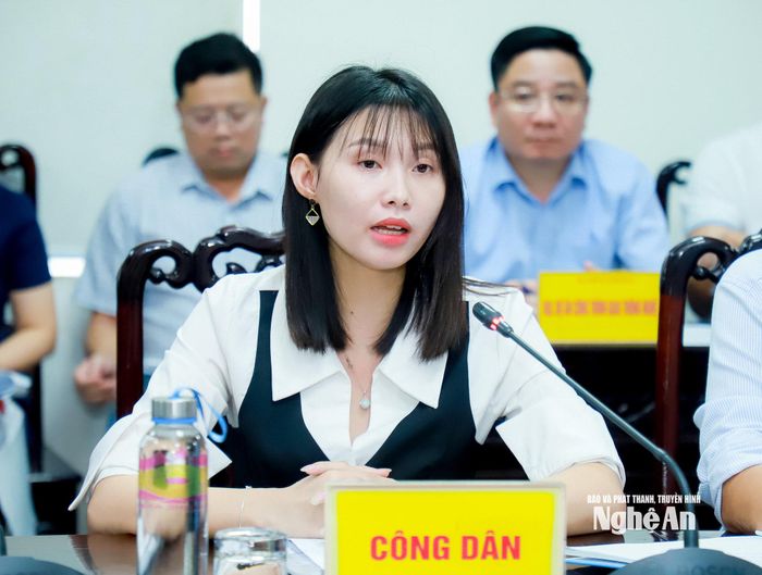 Luật sư đại diện ông Phạm Văn Phượng trình bày vụ việc và nêu kiến nghị. Ảnh: Thành Duy