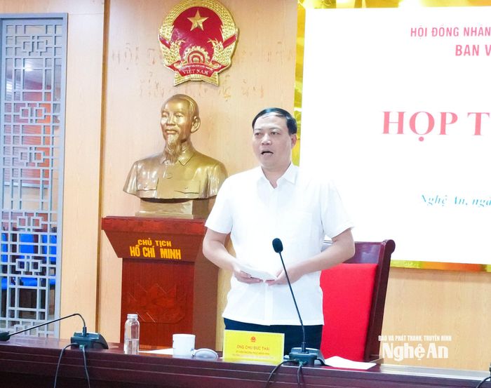 Trưởng ban Văn hóa – Xã hội HĐND tỉnh Chu Đức Thái kết luận tại cuộc họp. Ảnh: Mai Hoa
