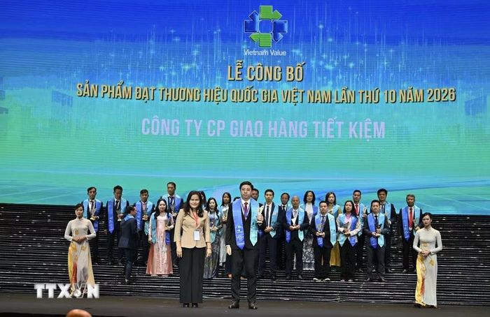 Công ty CP Giao hàng Tiết kiệm được vinh danh Thương hiệu quốc gia Việt Nam. (Ảnh: Trần Việt/TTXVN)