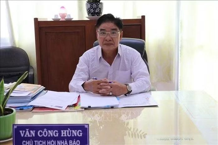 Đồng chí Văn Công Hùng, Chủ tịch Hội Nhà báo tỉnh Đồng Tháp. Ảnh: Hữu Chí/TTXVN