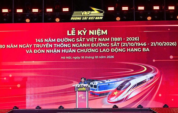 Tổng giám đốc Tập đoàn Đường sắt Quốc gia Việt Nam Hoàng Gia Khánh phát biểu tại sự kiện.