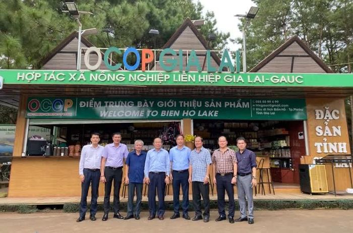 Điểm trưng bày, giới thiệu sản phẩm OCOP tại xã Biển Hồ của GAUC.