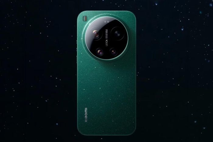 Xiaomi 17 Ultra sở hữu pin 6.000 mAh, đạt thời lượng sử dụng hỗn hợp 19 giờ 9 phút trong thử nghiệm của GSMArena, cao hơn gần 17% so với Galaxy S26 Ultra. Ảnh: Xiaomi.