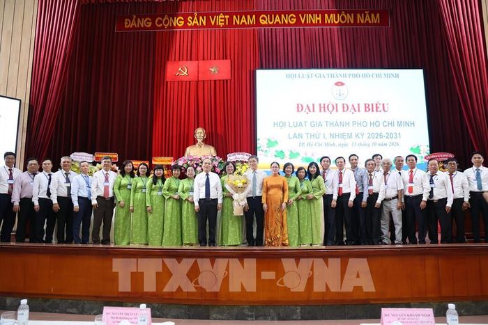 Ban Chấp hành Hội Luật gia Thành phố Hồ Chí Minh khóa I, nhiệm kỳ 2026 - 2031, ra mắt Đại hội. Ảnh: Hồng Đạt - TTXVN 