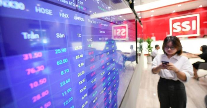 Giao dịch chứng khoán tại SSI. Ảnh: SSI