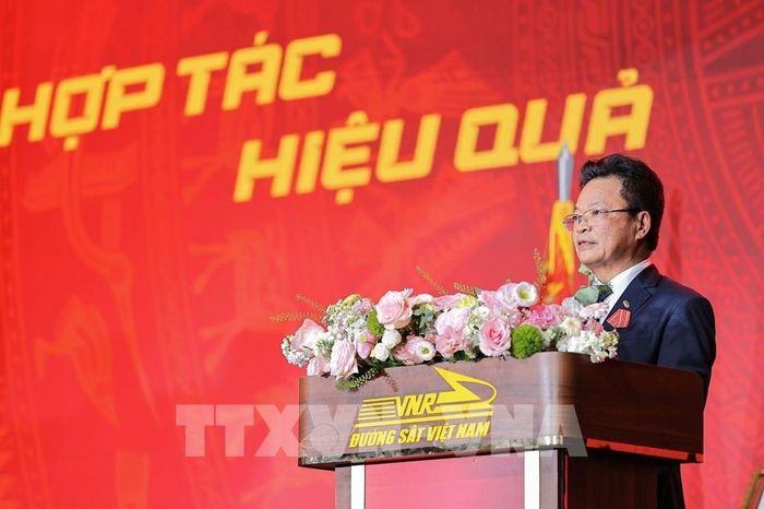 Đồng chí Đặng Sỹ Mạnh, Bí thư Đảng ủy, Chủ tịch Hội đồng thành viên Tập đoàn Đường sắt Quốc gia Việt Nam (VNR) khẳng định: Mục tiêu của tập đoàn trở thành tập đoàn kinh tế nhà nước lớn mạnh, giữ vai trò nòng cốt, là trung tâm và dẫn dắt, làm chủ hệ sinh thái đường sắt quốc gia. Ảnh: Lê Đông - TTXVN 