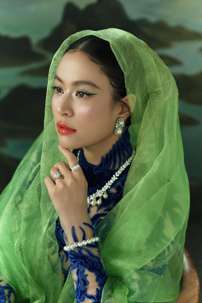 Thầy Dùi đánh dấu màn tái hợp giữa Hoàng Thùy Linh và nhạc sĩ Khắc Hưng. 