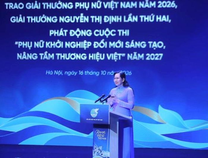 Bà Lê Thị Thủy, Ủy viên Trung ương Đảng, Phó Chủ tịch Ủy ban Trung ương MTTQ Việt Nam, Chủ tịch Hội LHPN Việt Nam, phát biểu tại lễ phát động