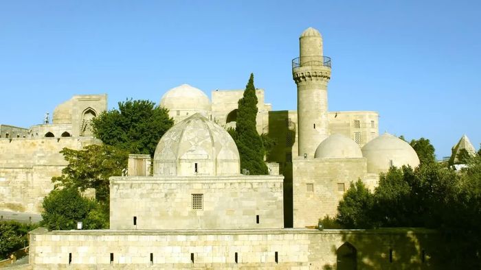 Cung điện của Shirvanshahs ở Baku, Azerbaijan. Hình ảnh: Urek Meniashvili, CC BY-SA 3.0 , qua Wikimedia Commons