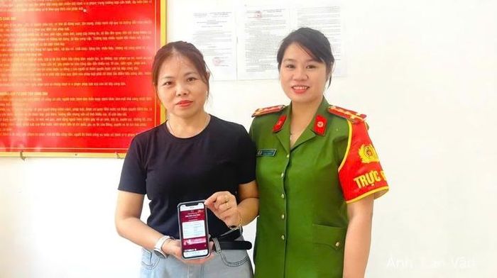 Vào tháng 9/2026 cô giáo Hồ Thị Phượng từng trình báo, chuyển trả 300.000.000 đồng cho người chuyển nhầm