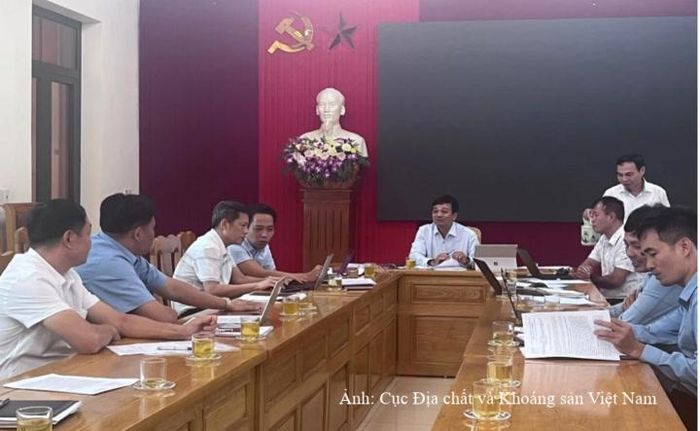 Phó Cục trưởng Trần Mỹ Dũng làm việc với các Sở Công Thương: Lào Cai, Lai Châu, Điện Biên, Sơn La tại tỉnh Lào Cai