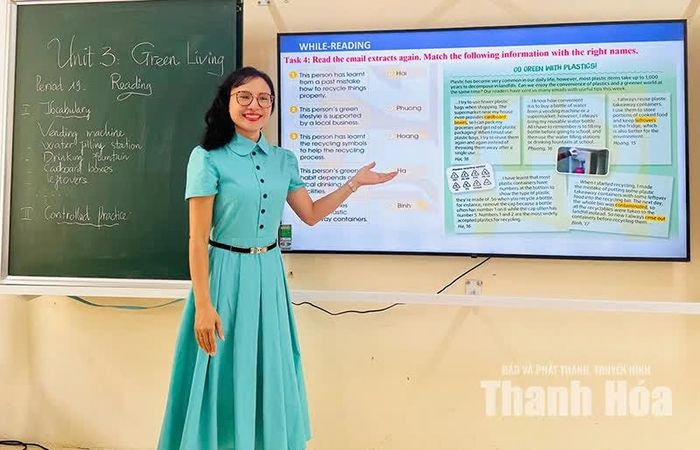 Theo cô Đặng Thị Nga: "Nếu cuộc thi giáo viên giỏi chưa được nhìn nhận đúng như một cơ hội để học hỏi và vượt lên chính mình, thì việc thay đổi hình thức đánh giá cũng là điều cần thiết”.