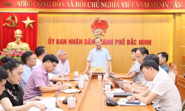 Đồng chí Mai Sơn phát biểu chỉ đạo tại buổi làm việc.
