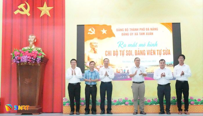 Đảng ủy xã Tam Xuân ra mắt mô hình "Chi bộ tự soi, đảng viên tự sửa" vào tháng 8/2026. Ảnh: HỒ QUÂN
