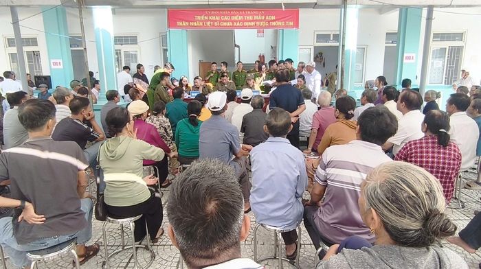 Điểm lấy mẫu ADN thân nhân liệt sĩ tập trung tại xã Thăng An. Ảnh: HỒNG NĂM