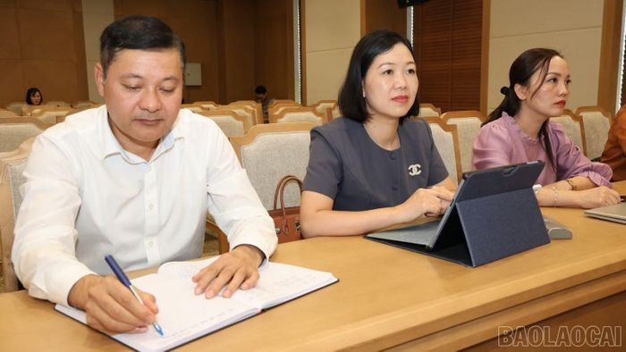 Thông qua chuyên đề, học viên được cập nhật định hướng phát triển kinh tế – xã hội của tỉnh trong không gian mới.