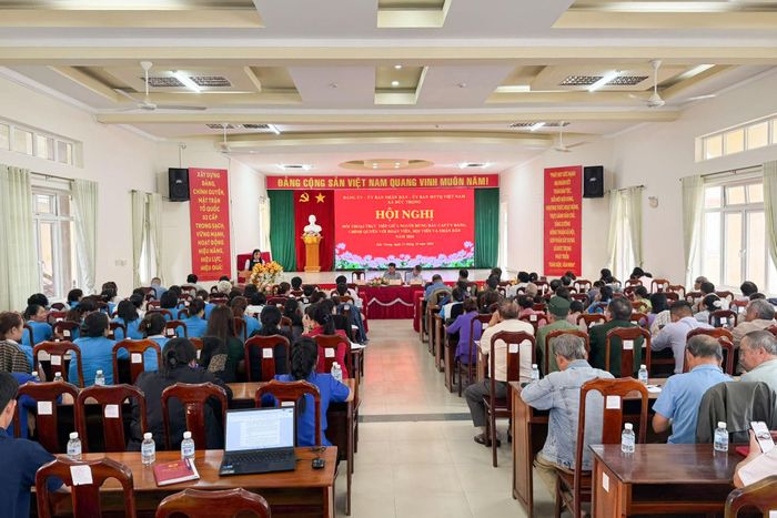 Quang cảnh hội nghị