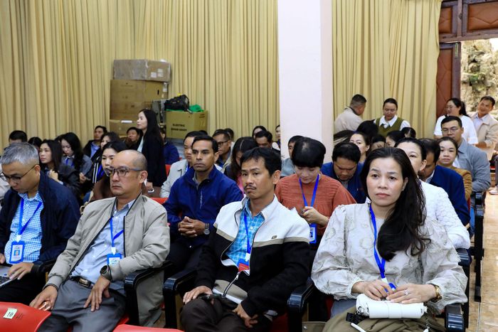 Cán bộ, viên chức, người lao động Báo và PTTH Lâm Đồng cơ sở phường Xuân Hương - Đà Lạt tham gia hội nghị