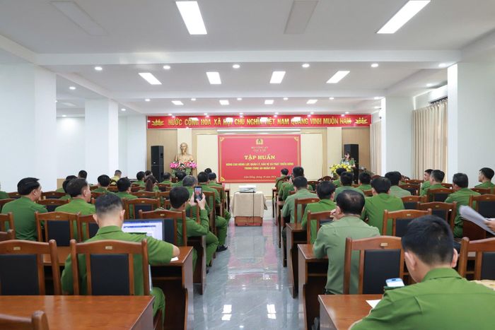 Toàn cảnh lớp tập huấn