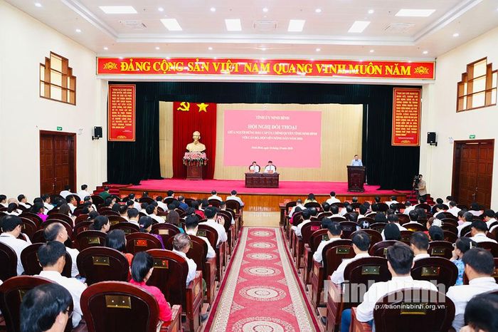 Quang cảnh hội nghị.