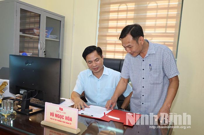 Văn phòng Đảng uỷ xã Nam Lý chủ động tham mưu cấp uỷ, góp phần thực hiện tốt các nhiệm vụ chính trị.