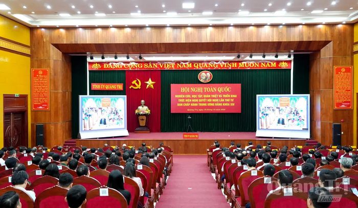 Quang cảnh hội nghị tại điểm cầu Tỉnh ủy Quảng Trị - Ảnh: X.P