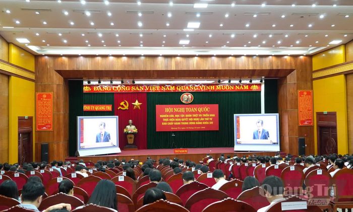 Quang cảnh hội nghị tại điểm cầu Tỉnh ủy Quảng Trị - Ảnh: X.P