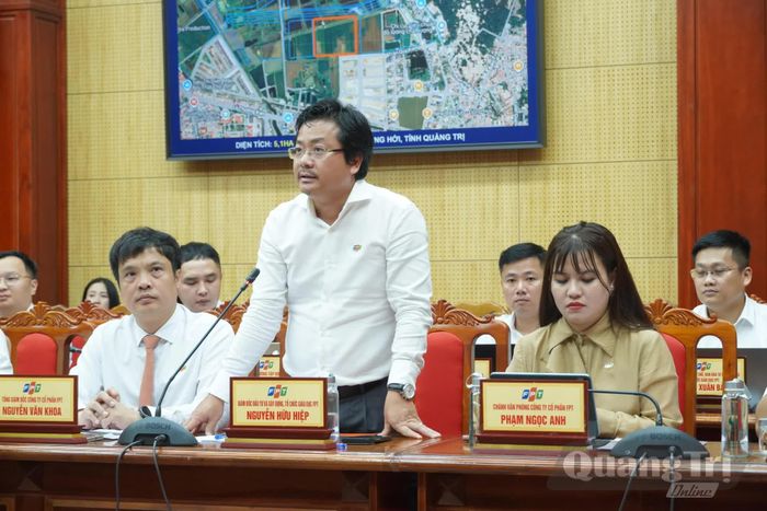 Đại diện lãnh đạo Công ty Cổ phần FPT phát biểu tại buổi làm việc - Ảnh: H.L