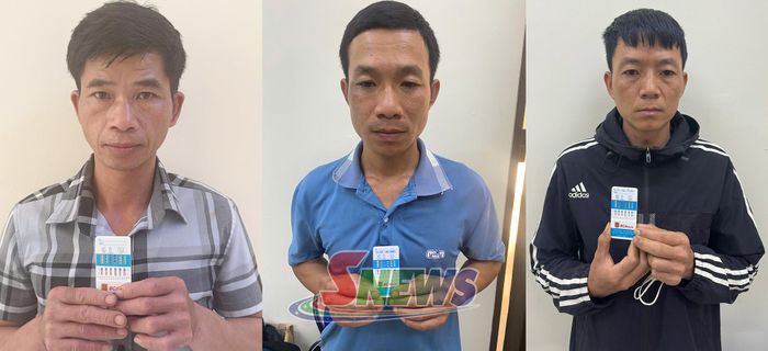 Các đối tượng Lò Văn Thắng, Lò Văn Phấn và Lò Văn Đoan tại cơ quan Công an