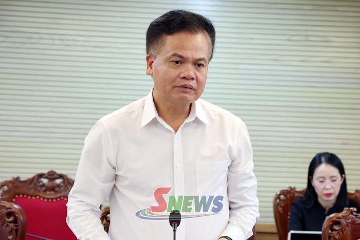 Lãnh đạo Sở Nông nghiệp và Môi trường phát biểu ý kiến.