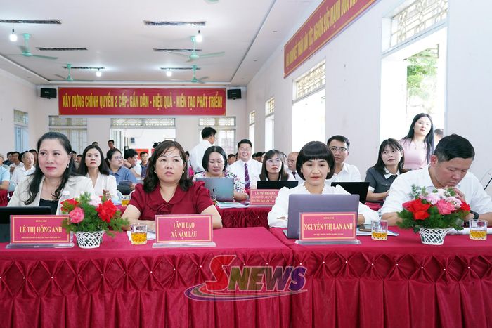 Các đại biểu dự hội thảo.