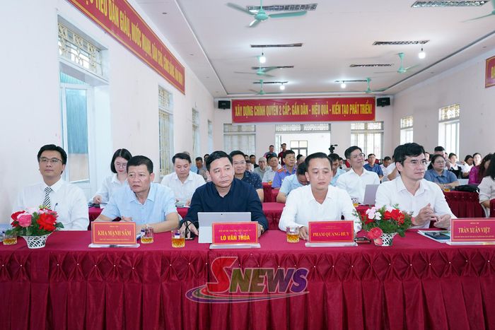 Các đại biểu dự hội thảo.